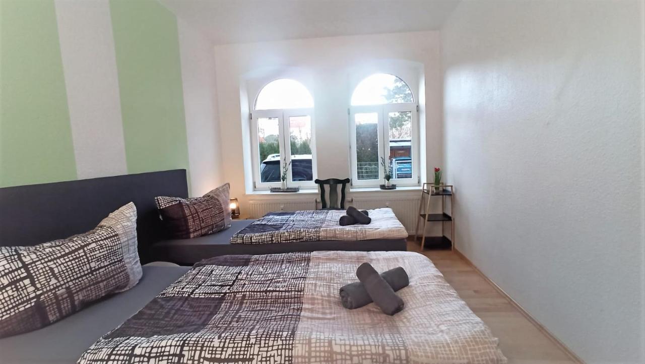 Apartment Fuer Bis Zu 7 Personen Mit Balkon ハルバーシュタット エクステリア 写真