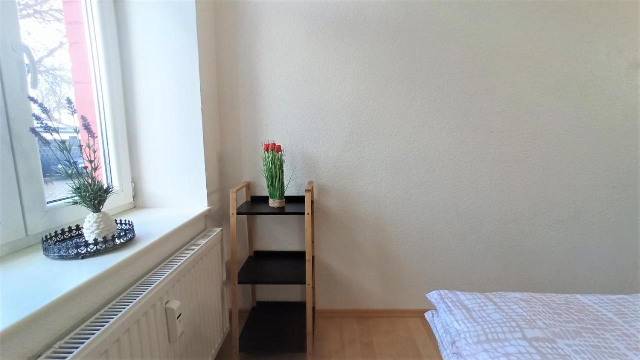 Apartment Fuer Bis Zu 7 Personen Mit Balkon ハルバーシュタット エクステリア 写真